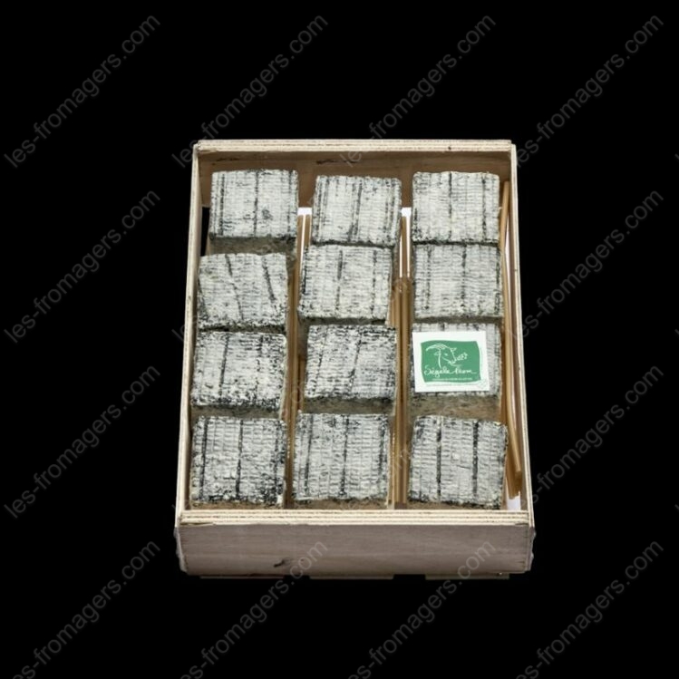 Fromage cube cendrÃ© 80g